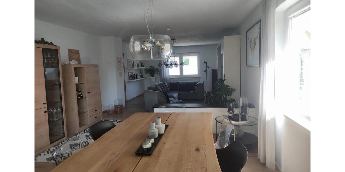 Maisonettenwohnung Emmelshausen - 6 Zimmer, 169 m&sup2;, 1.390&euro; | Angebot:26506356