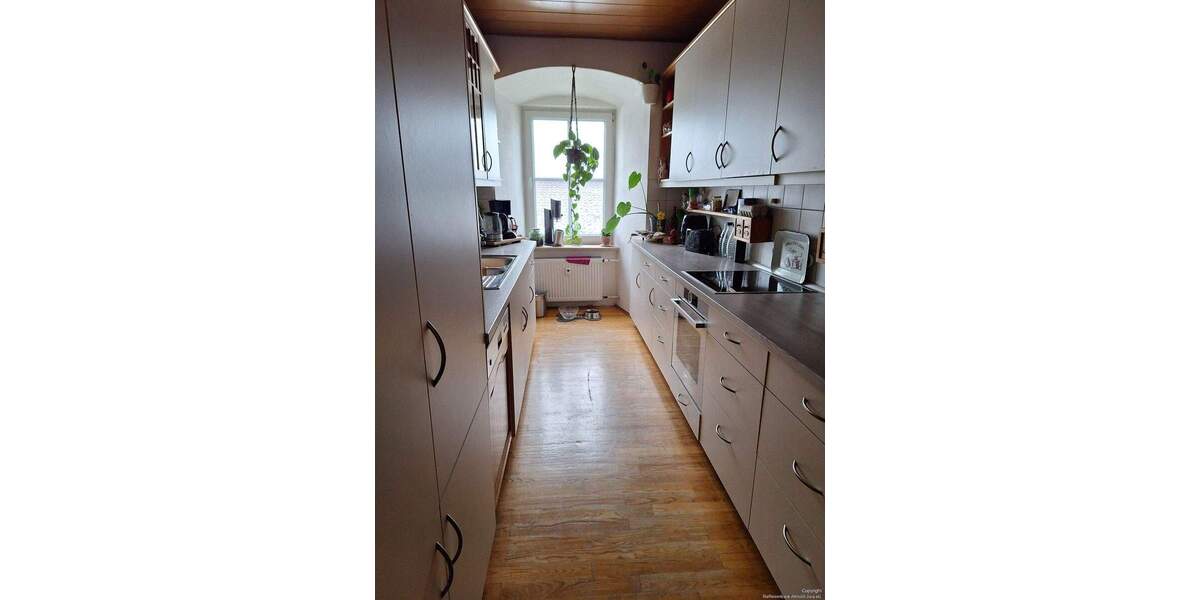 Etagenwohnung Beilngries - 5 Zimmer, 167 m&sup2;, 1.000&euro; | Angebot:25701146
