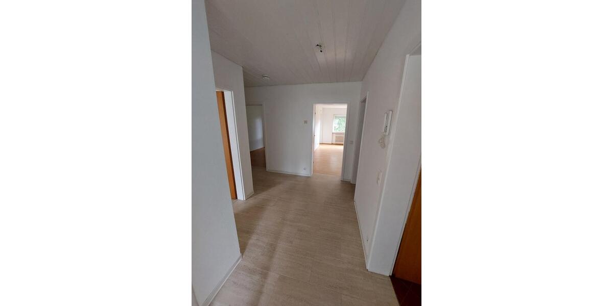 Etagenwohnung Waldshut-Tiengen Tiengen - 4 Zimmer, 103 m&sup2;, 950&euro; | Angebot:26695127