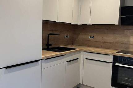 Attraktive Wohnung mit Loggia und exklusiver Einbauküche 3 zimmer