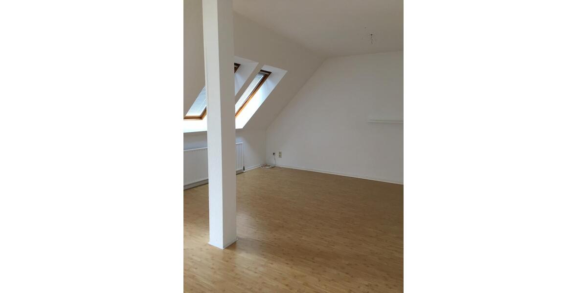 Dachgeschoßwohnung Salzgitter Ortschaft Nord - 1 Zimmer, 67 m&sup2;, 570&euro; | Angebot:25924393