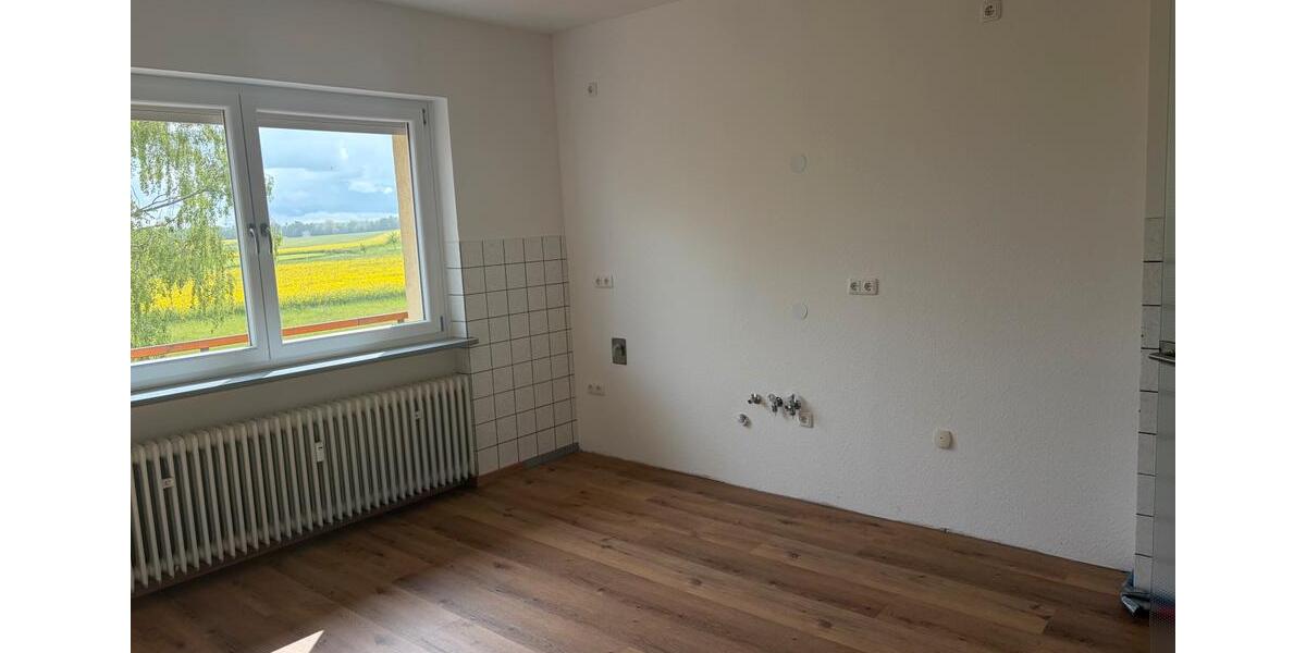Etagenwohnung Stadtlauringen - 4 Zimmer, 102 m&sup2;, 825&euro; | Angebot:26604782