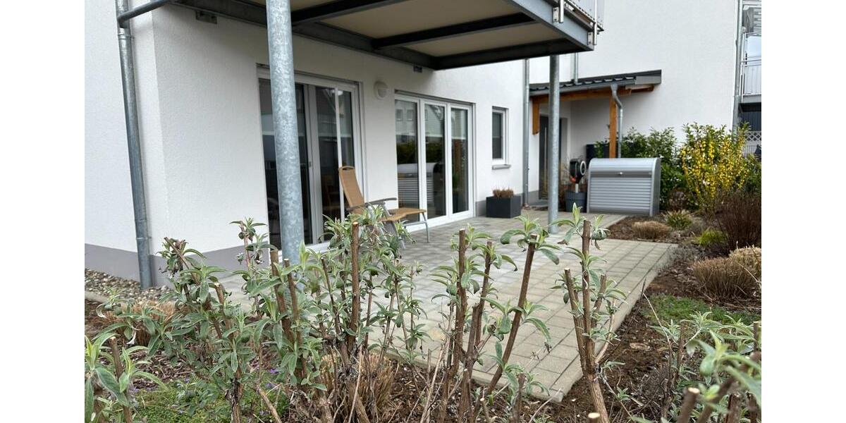 Erdgeschoßwohnung Rödental - 3 Zimmer, 86 m&sup2;, 895&euro; | Angebot:25636486