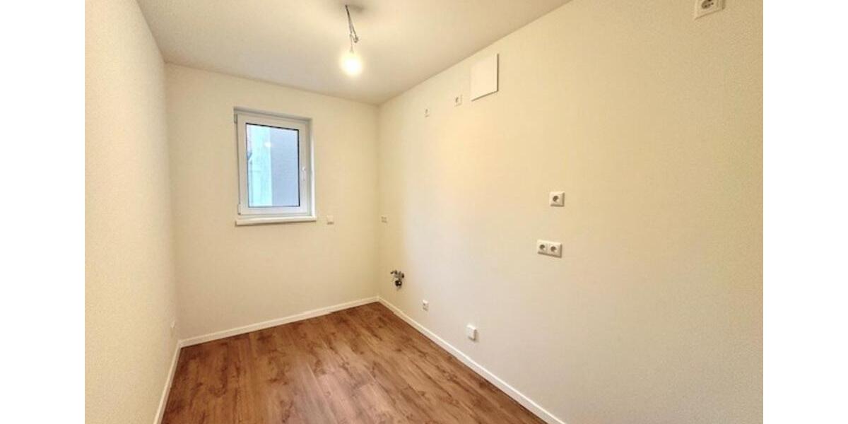 Erdgeschoßwohnung Lübben (Spreewald) - 4 Zimmer, 92 m&sup2;, 1.483&euro; | Angebot:18526006