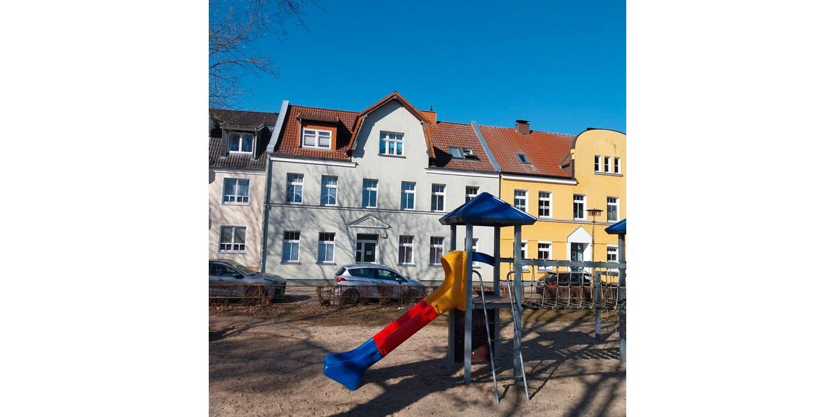 Etagenwohnung Friedland - 3 Zimmer, 58 m&sup2;, 300&euro; | Angebot:25901927