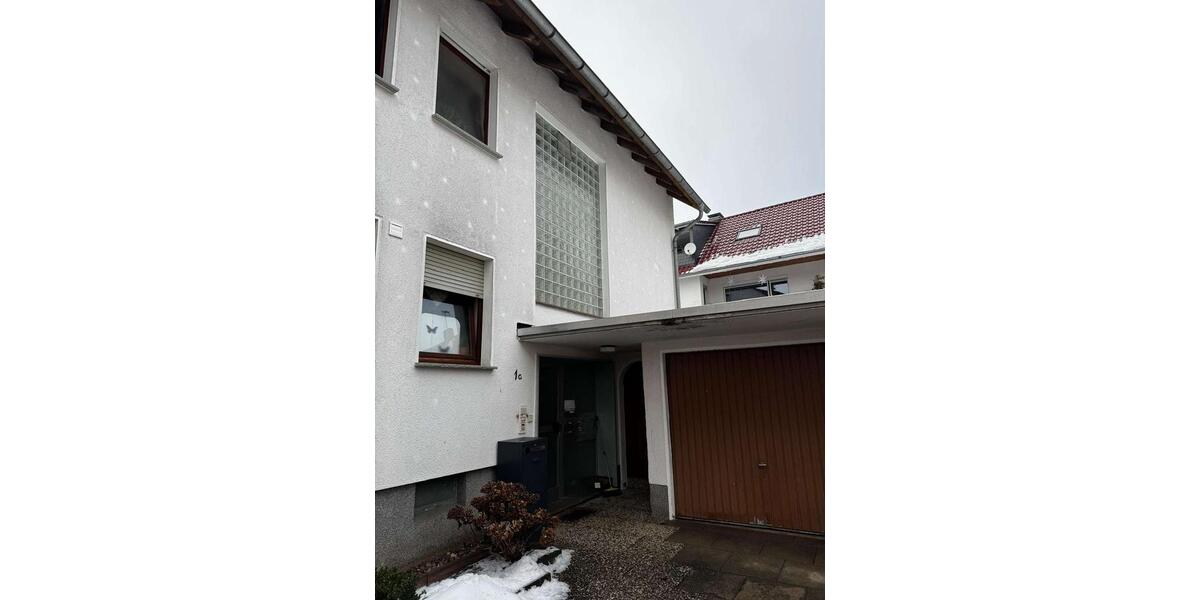 Dachgeschoßwohnung Bad Pyrmont - 2 Zimmer, 45 m&sup2;, 350&euro; | Angebot:25867219