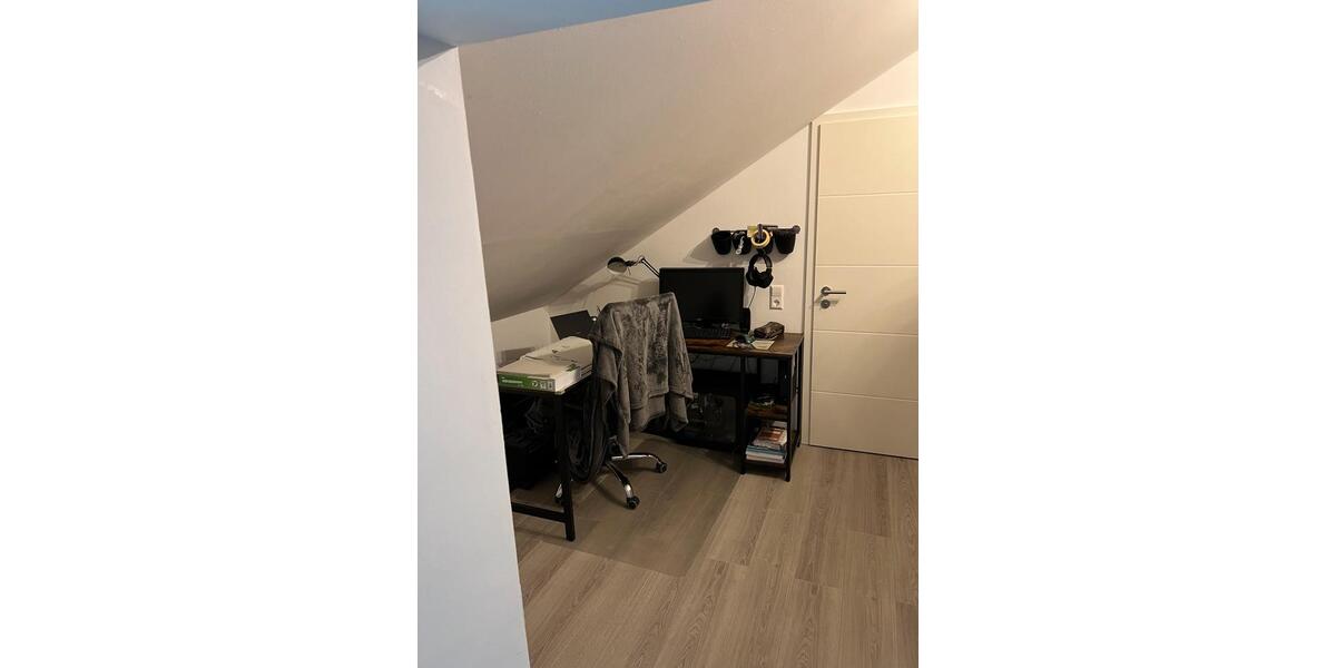Dachgeschoßwohnung Uelzen - 2 Zimmer, 60 m&sup2;, 800&euro; | Angebot:26255713