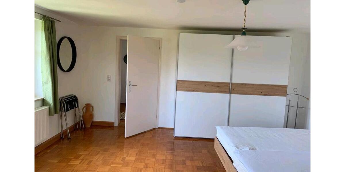 Wohnen auf Zeit Mindelheim - 9 Zimmer, 170 m&sup2;, 425&euro; | Angebot:25085206
