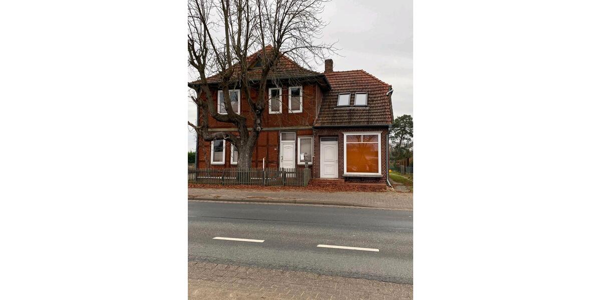 Wohn,-Geschäftshaus 8 zimmer