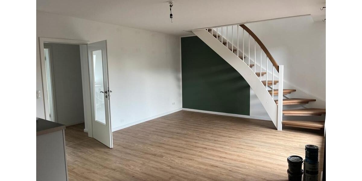 Maisonettenwohnung Hamburg Wandsbek - 4 Zimmer, 134 m&sup2;, 2.400&euro; | Angebot:26594414