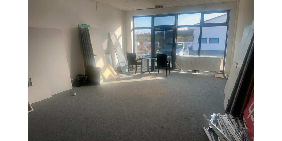 Gewerbeobjekt Laubach - 850&euro; | Angebot:25956090