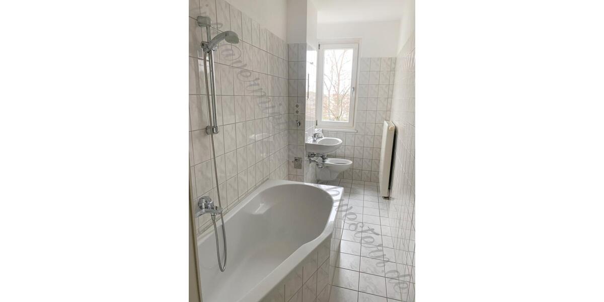 Etagenwohnung Chemnitz Adelsberg - 5 Zimmer, 106 m&sup2;, 655&euro; | Angebot:24628645