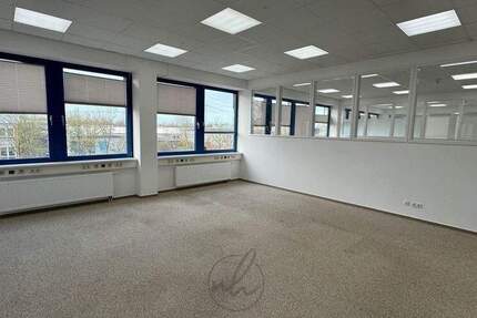 PROVISIONSFREIE 427 M² BÜROFLÄCHE IM 1. OBERGESCHOSS IN HAMBURG RAHLSTEDT zimmer