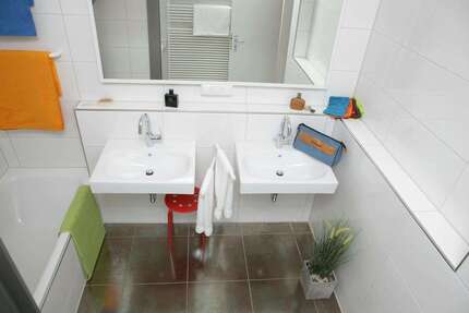 Zimmer Frankfurt am Main Unterliederbach - 630&euro; | Angebot:26696793
