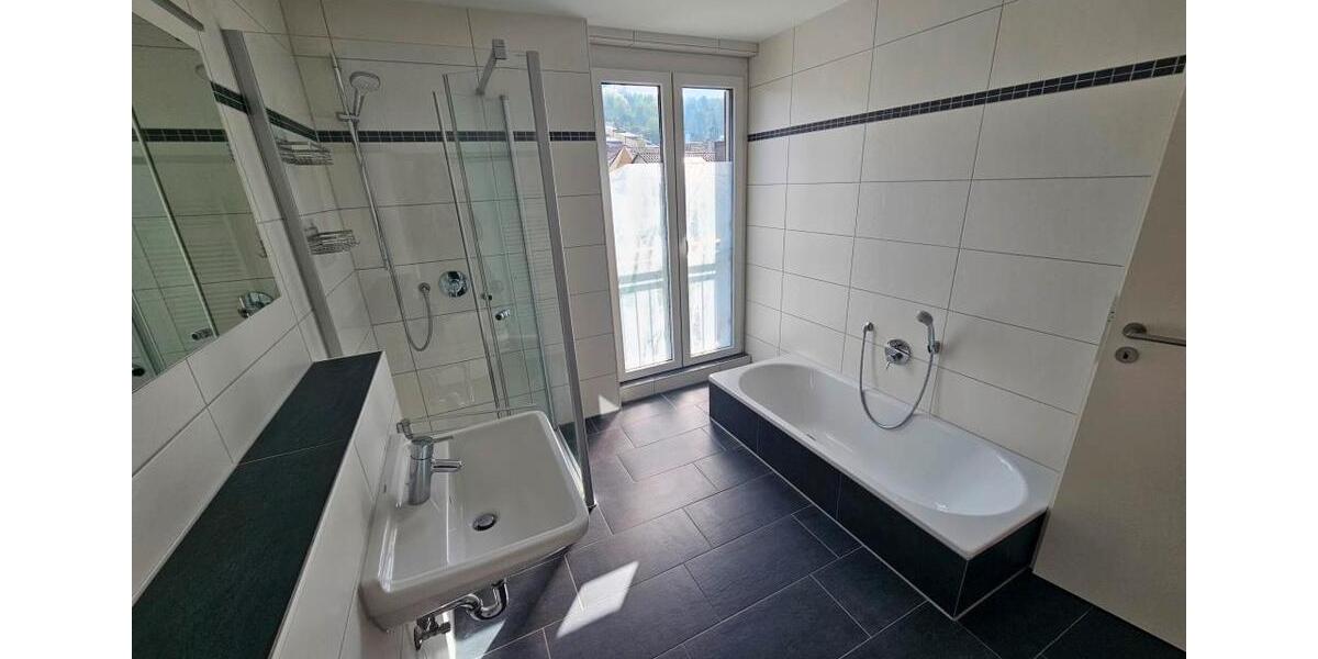 Einfamilienhaus Kenzingen - 3 Zimmer, 145 m&sup2;, 1.950&euro; | Angebot:26224781