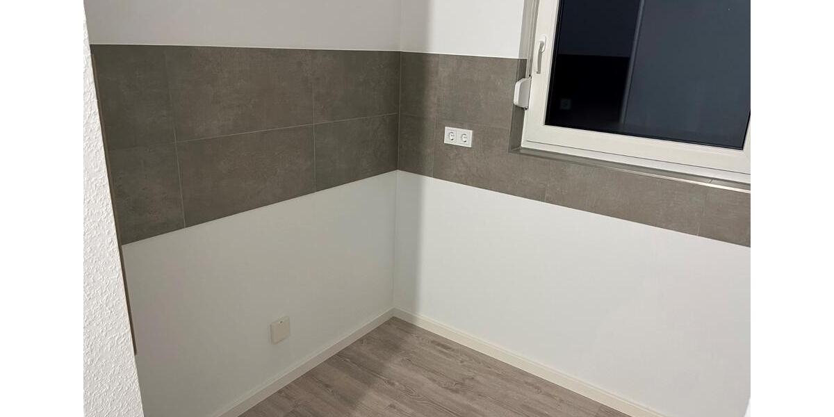 Etagenwohnung Neunkirchen - 3 Zimmer, 66 m&sup2;, 528&euro; | Angebot:26004556