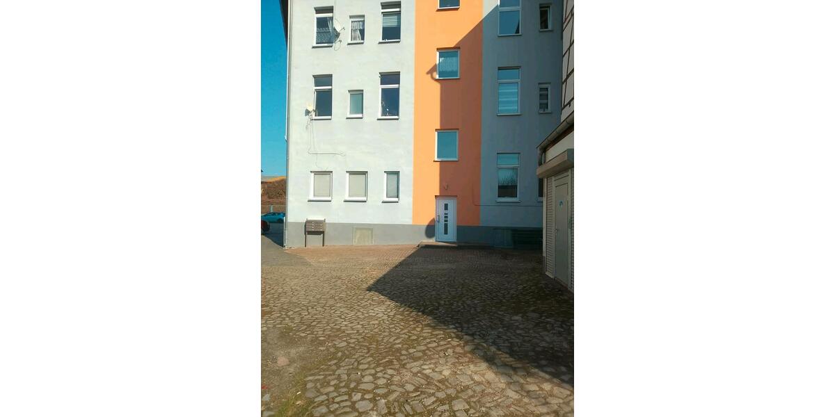 Etagenwohnung Arnstein - 4 Zimmer, 90 m&sup2;, 405&euro; | Angebot:25366038