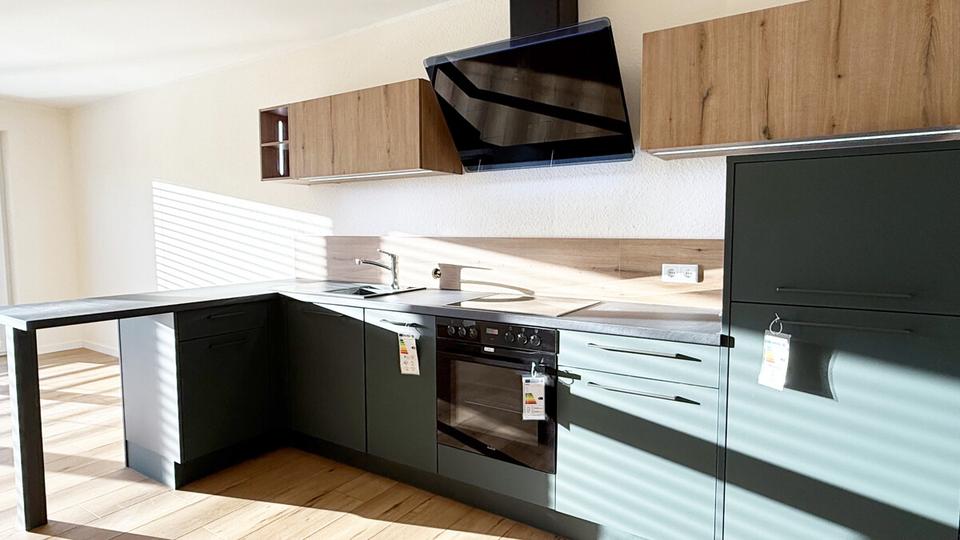 Erdgeschoßwohnung Wiesmoor - 3 Zimmer, 100 m&sup2;, 950&euro; | Angebot:24121611