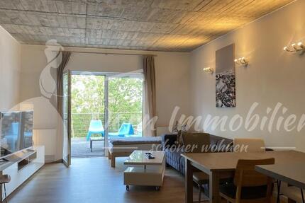 Wohnung Glauchau - 2 Zimmer, 85 m&sup2;, 770&euro; | Angebot:25271884
