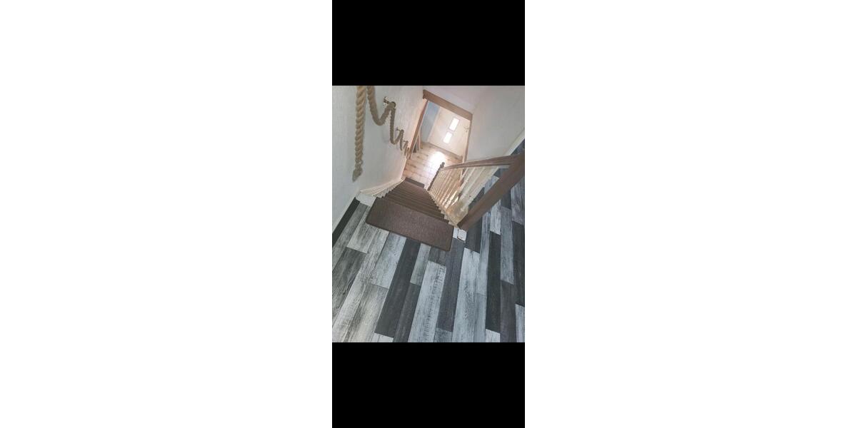 Etagenwohnung Rammelsbach - 6 Zimmer, 180 m&sup2;, 850&euro; | Angebot:26660718