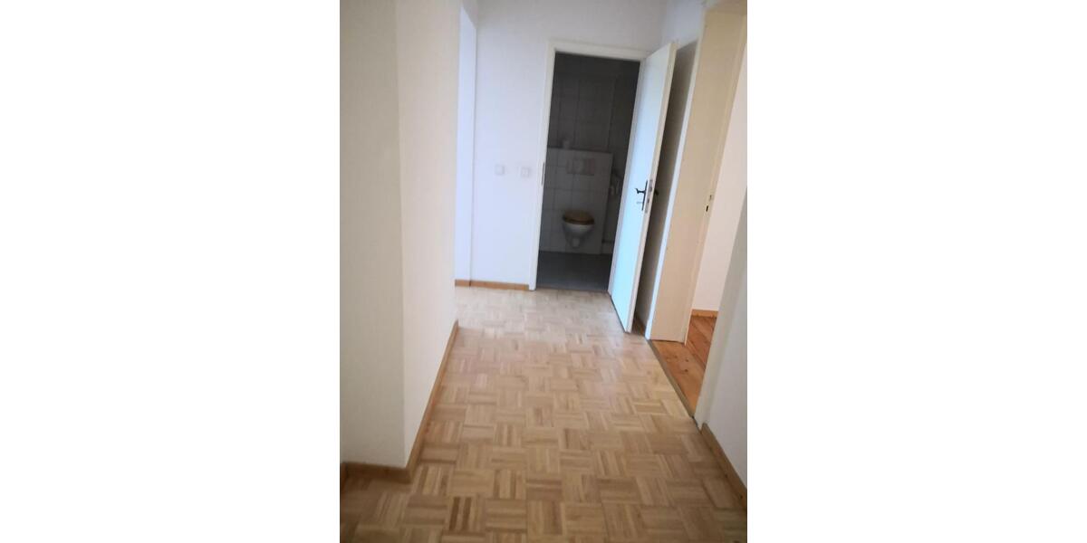 Etagenwohnung Zossen - 2 Zimmer, 59 m&sup2;, 587&euro; | Angebot:26690198