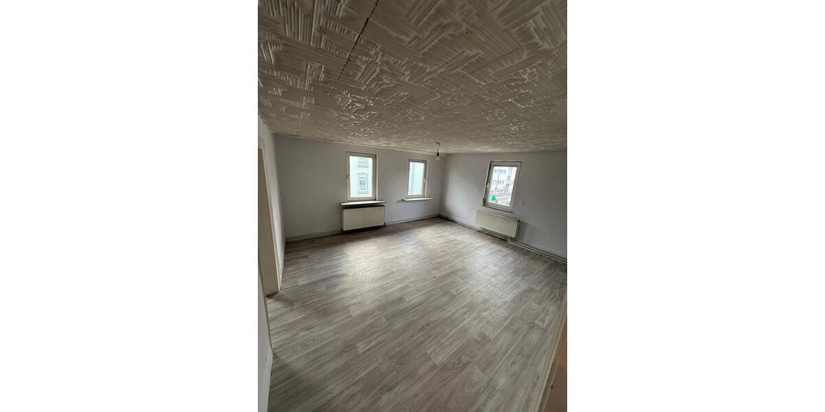 B015 1-L Zentrumsnahe 3-Zimmerwohnung mit Terrasse 3 zimmer