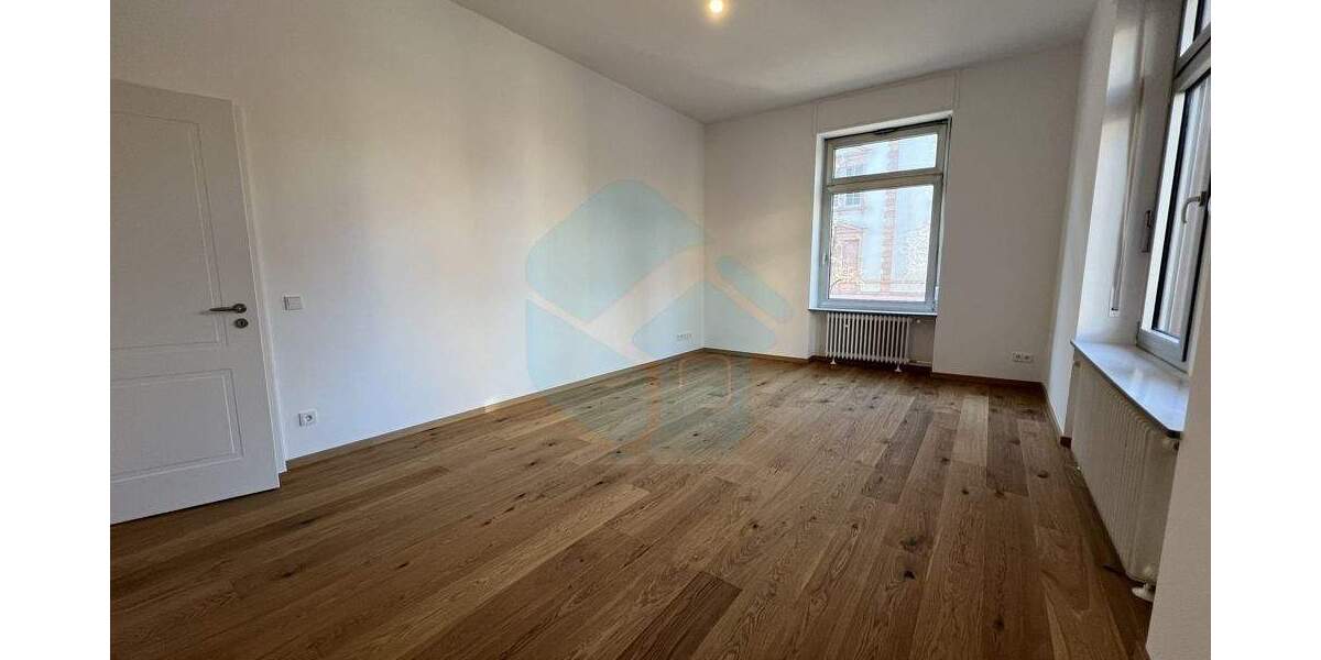 Etagenwohnung Frankfurt Sachsenhausen - 5 Zimmer, 160 m&sup2;, 3.000&euro; | Angebot:25734441