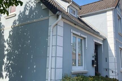 Wohnung Stelle - 4 Zimmer, 110 m&sup2;, 1.200&euro; | Angebot:27614621