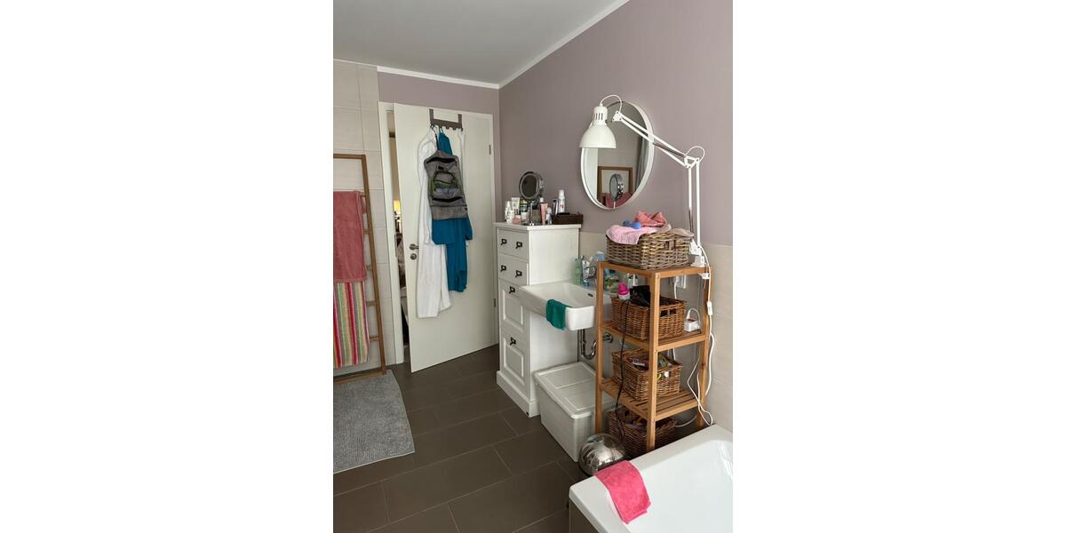 Erdgeschoßwohnung Volkach - 3.5 Zimmer, 82 m&sup2;, 950&euro; | Angebot:24817909