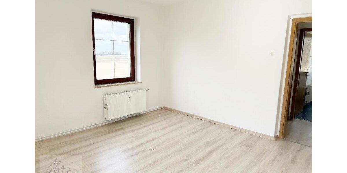 Etagenwohnung Nünchritz - 3 Zimmer, 62 m&sup2;, 320&euro; | Angebot:26400678