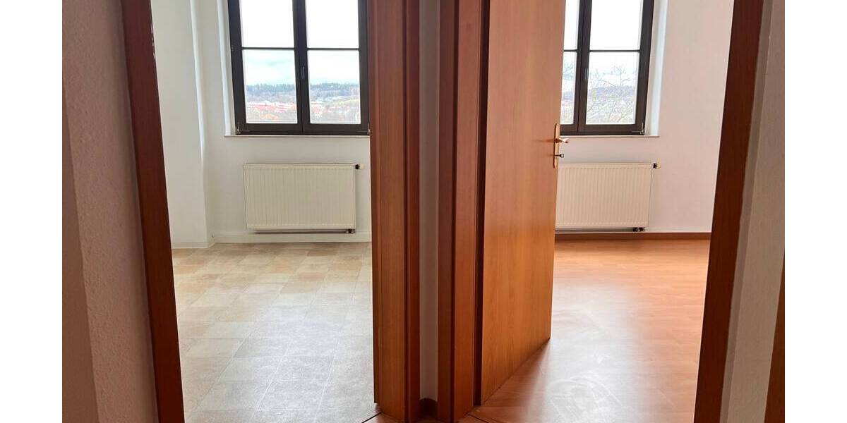 Etagenwohnung Plauen Stadtmitte - 2 Zimmer, 64 m&sup2;, 376&euro; | Angebot:26308234
