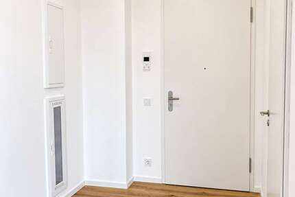 Wohnung Frankfurt am Main Bahnhofsviertel - 4 Zimmer, 180 m&sup2;, 2.650&euro; | Angebot:27278014