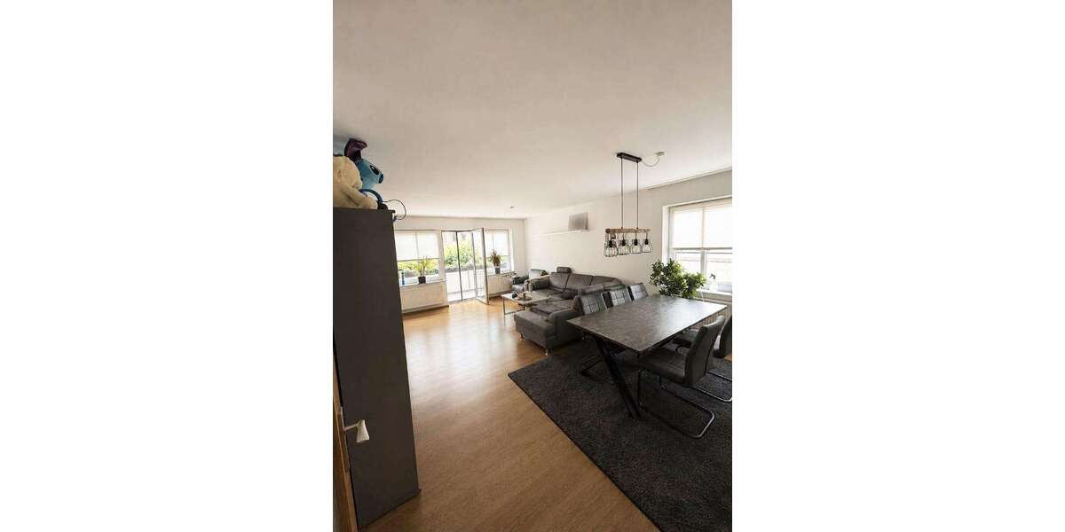 Etagenwohnung Loxstedt - 3 Zimmer, 81 m&sup2;, 700&euro; | Angebot:27201217