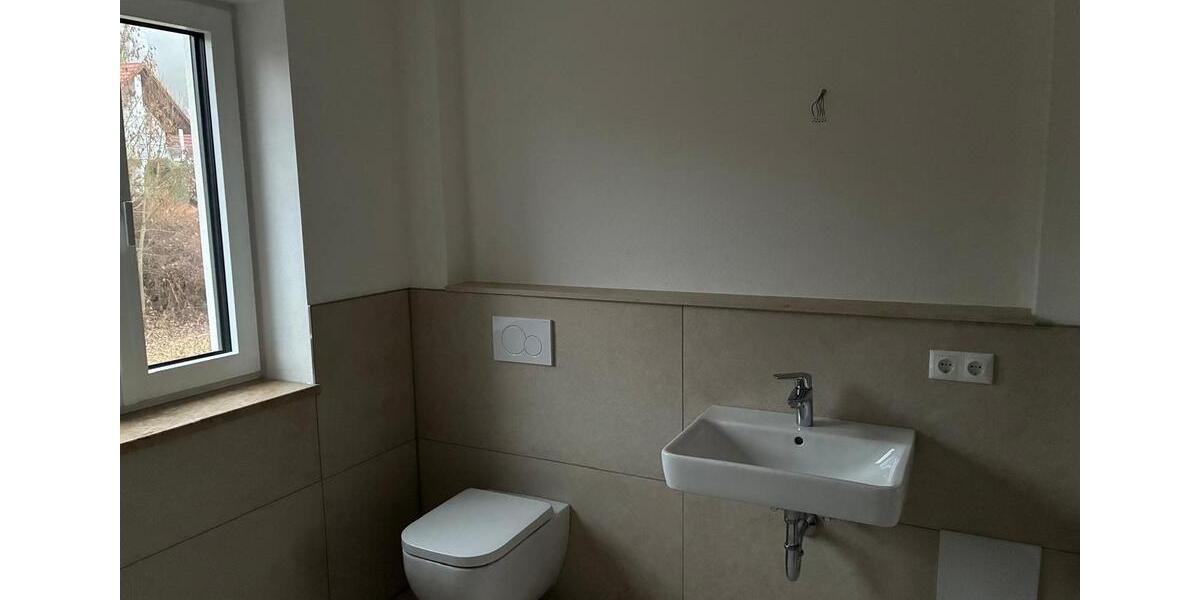 Maisonettenwohnung Kelheim - 4 Zimmer, 120 m&sup2;, 1.670&euro; | Angebot:25641017