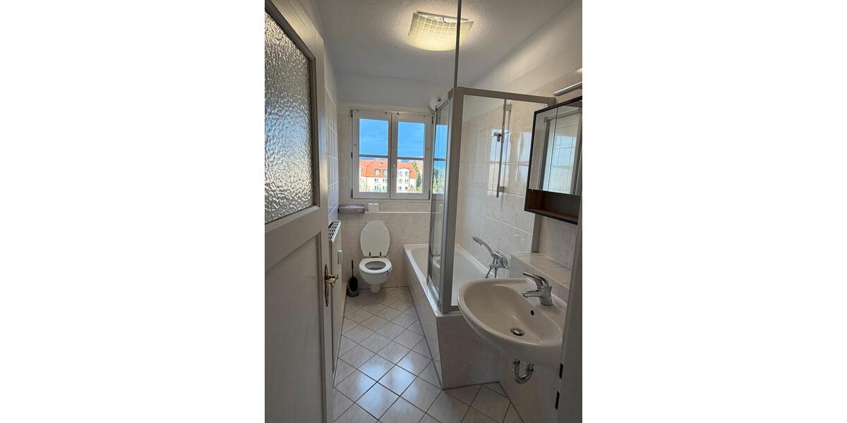 Dachgeschoßwohnung Dresden Cotta - 3 Zimmer, 50 m&sup2;, 596&euro; | Angebot:26030273