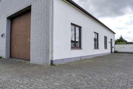 Halle in Stuhr 2.400 € 333.19 m² zimmer