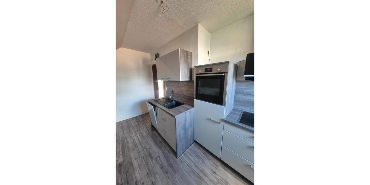 Dachgeschoßwohnung Coppenbrügge - 3 Zimmer, 80 m&sup2;, 600&euro; | Angebot:26587375