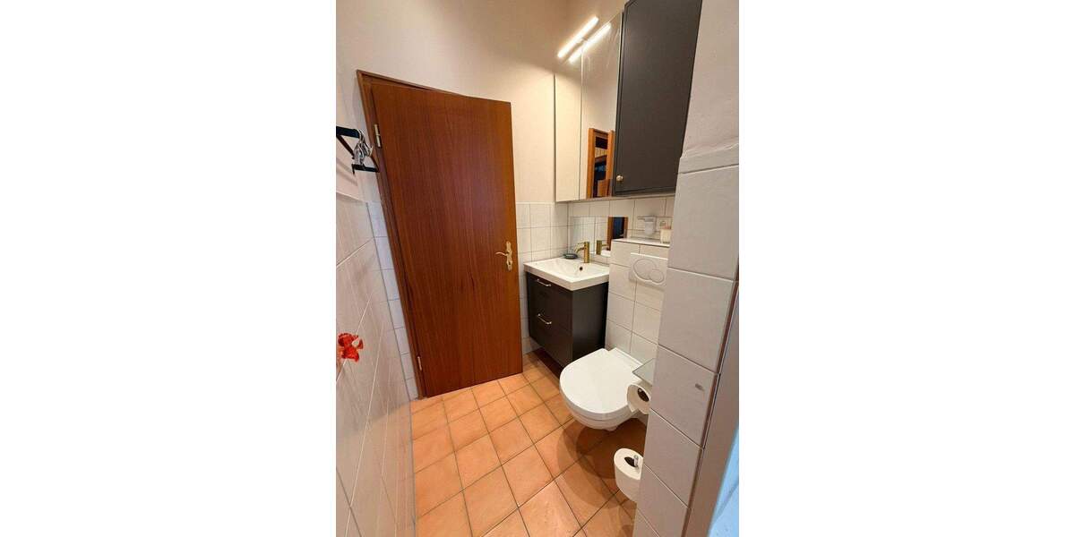 Etagenwohnung Haselau - 4 Zimmer, 105 m&sup2;, 1.100&euro; | Angebot:24858239