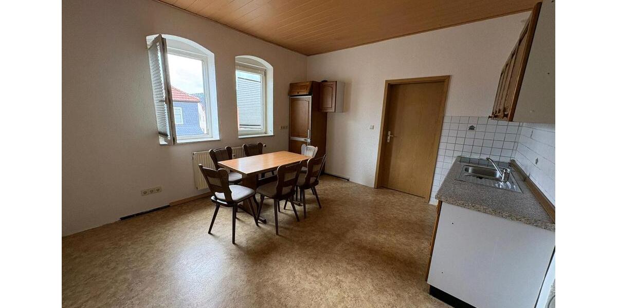 Etagenwohnung Neustadt bei Coburg - 2 Zimmer, 60 m&sup2;, 380&euro; | Angebot:25639225