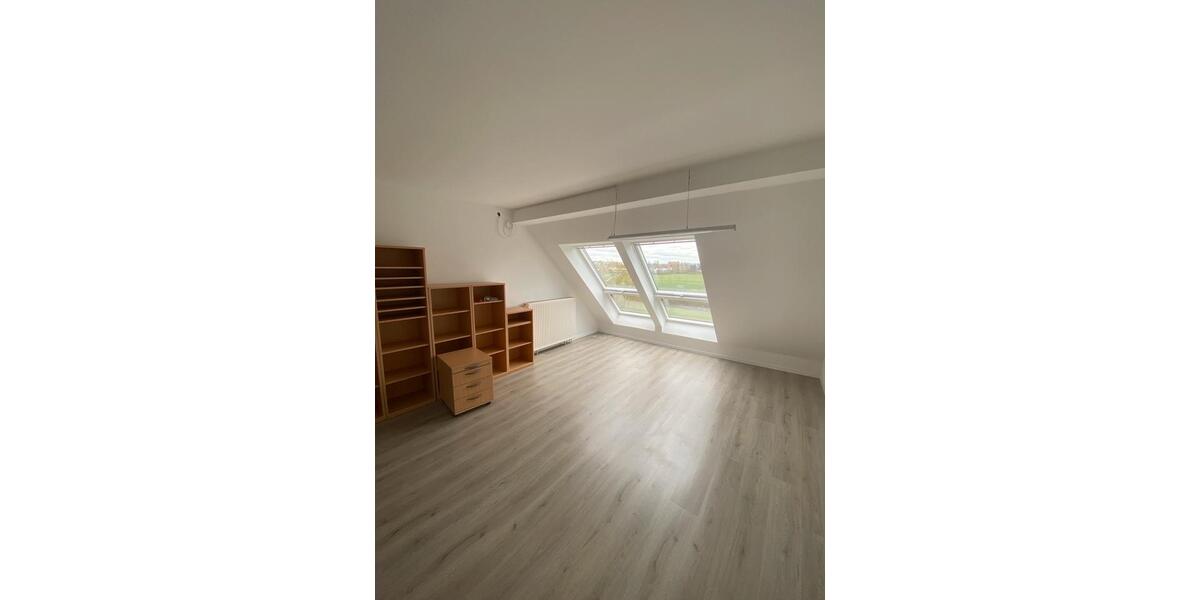 Wohnen auf Zeit Eichenzell - 5 Zimmer, 135 m&sup2;, 320&euro; | Angebot:24829490