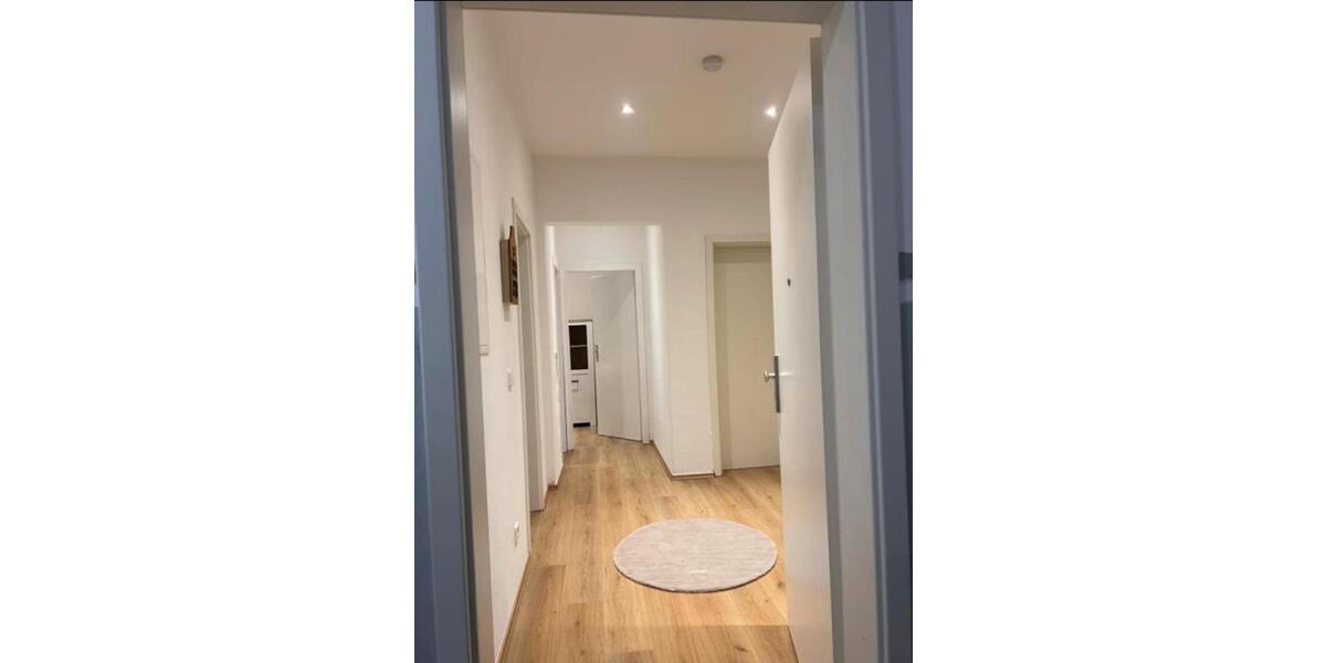 Wohnen auf Zeit Laatzen - 3 Zimmer, 72 m&sup2;, 2.400&euro; | Angebot:26581903