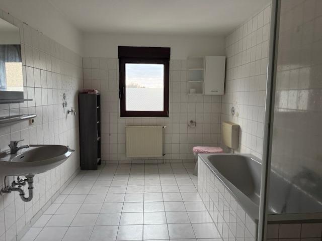 Dachgeschoßwohnung Ganderkesee - 4 Zimmer, 114 m&sup2;, 1.150&euro; | Angebot:25087721