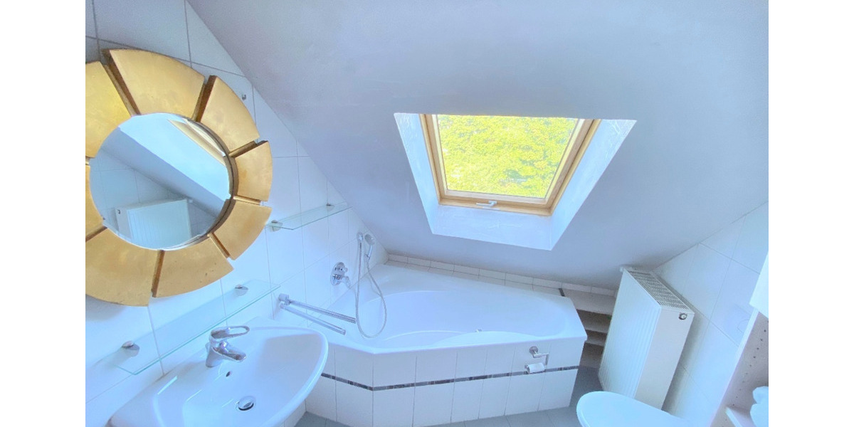 Etagenwohnung Volkach - 4 Zimmer, 115 m&sup2;, 1.250&euro; | Angebot:24807081