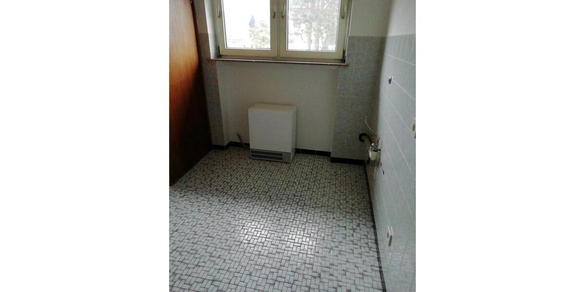 Etagenwohnung Biebertal - 5 Zimmer, 129 m&sup2;, 750&euro; | Angebot:25589188