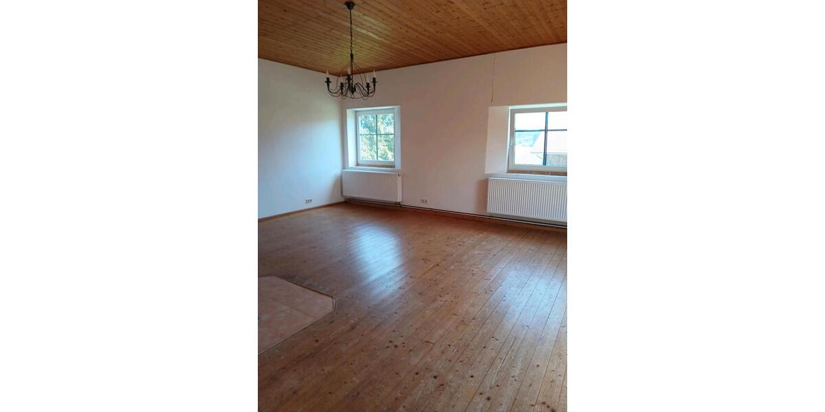Dachgeschoßwohnung Aichstetten - 1 Zimmer, 45 m&sup2;, 800&euro; | Angebot:26069490