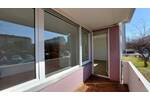 Helle 3 Zimmer mit Balkon und Aussenstellplatz