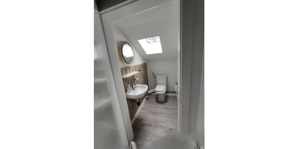 Wohnen auf Zeit Adendorf - 6 Zimmer, 25 m&sup2;, 99&euro; | Angebot:22680648