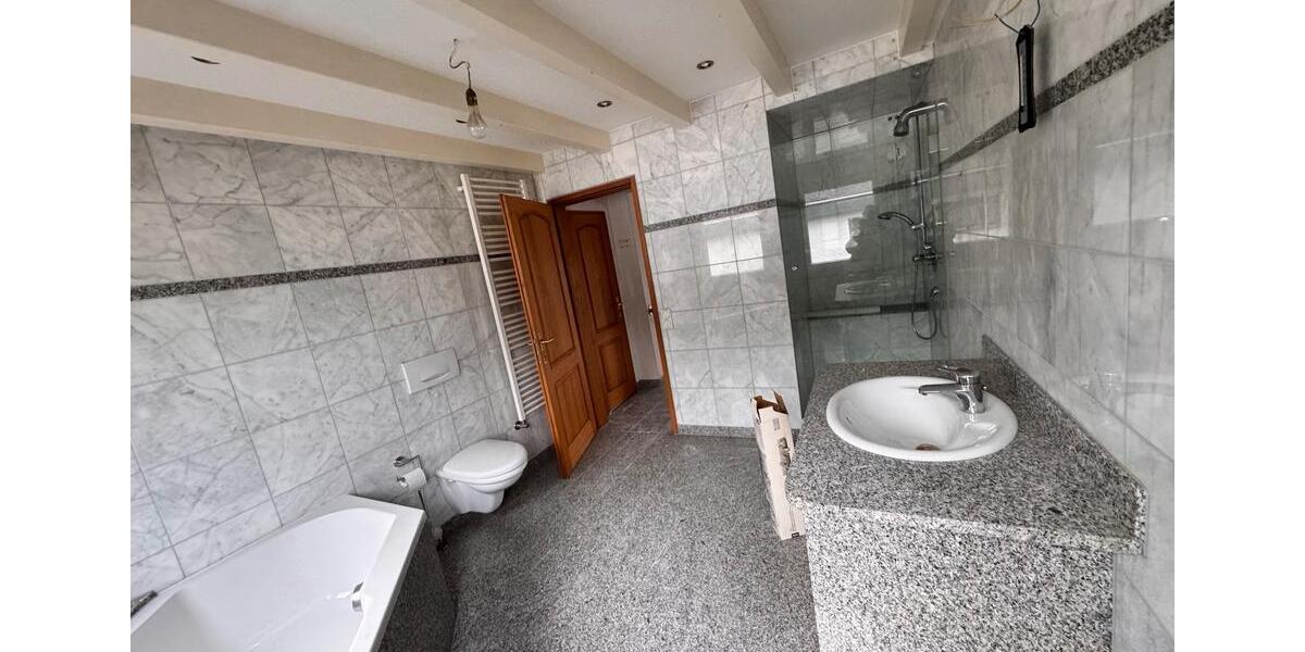 Etagenwohnung Sinzig - 3 Zimmer, 87 m&sup2;, 1.100&euro; | Angebot:26568282