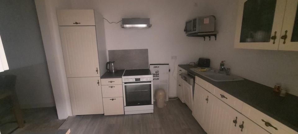 Wohnen auf Zeit Leuna - 3 Zimmer, 73 m&sup2;, 1.200&euro; | Angebot:22985000