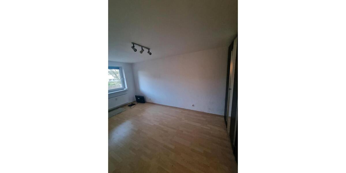 Erdgeschoßwohnung Isernhagen - 2 Zimmer, 65 m&sup2;, 550&euro; | Angebot:25450539